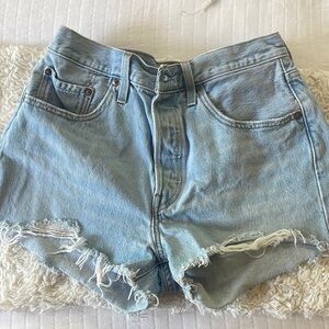 Levi 501 Jean shorts, light wash